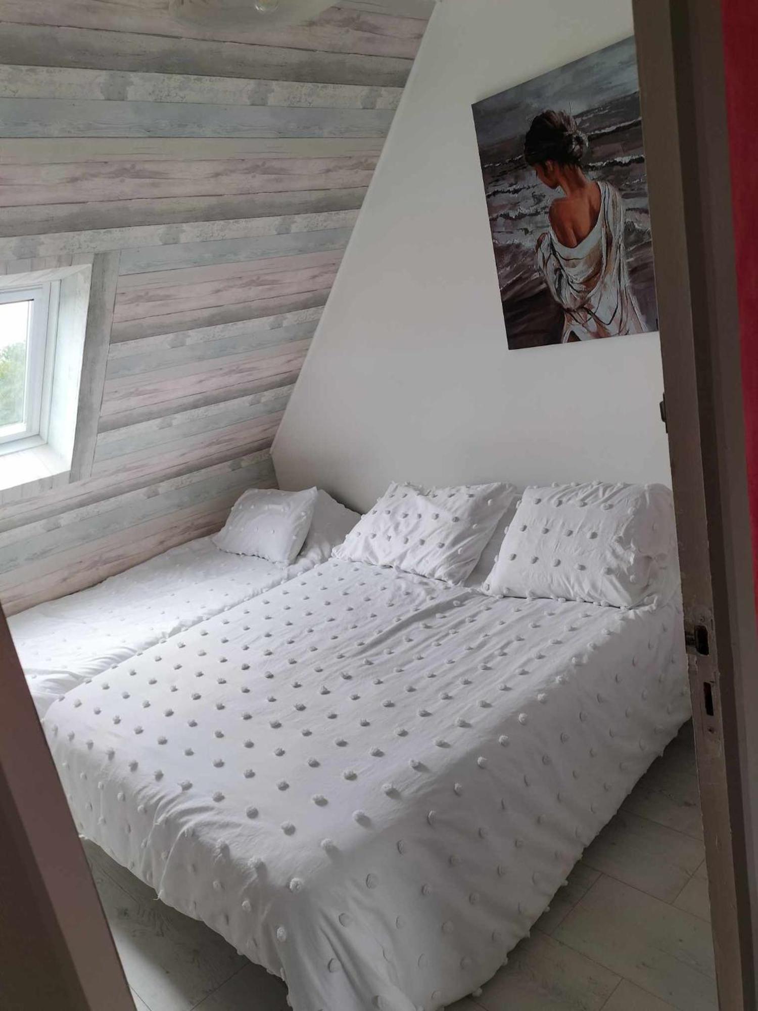 Apartamento Chambre Chez Nous A La Campagne Ferques Exterior foto
